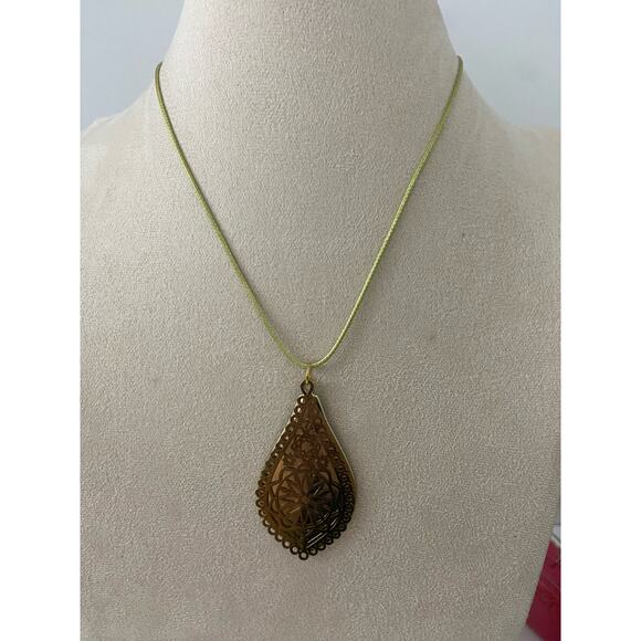 teardrop pendant necklace - Picture 3 of 5